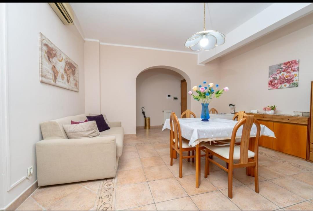 Appartement La Casa Di Ada à Tivoli Extérieur photo